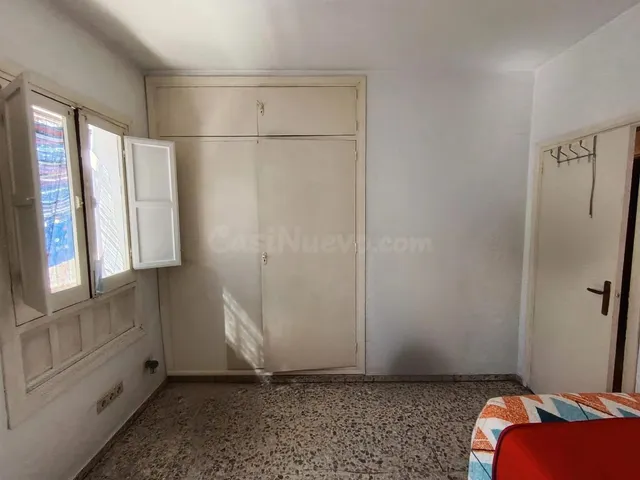 D. piso exterior, primera planta, junto a la ribera de Córdoba — 13