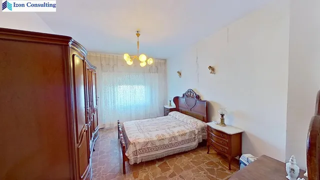 AMPLIA CASA EN TOBARRA CON 4 habitaciones , PATIO Y GARAJE — 13
