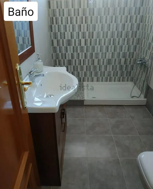 adosado 5 habitaciones — 24