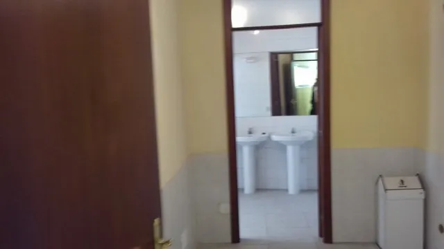 SE VENDE LOCAL, ZONA VIRXE DA CERCA, DE 400 M2 — 15