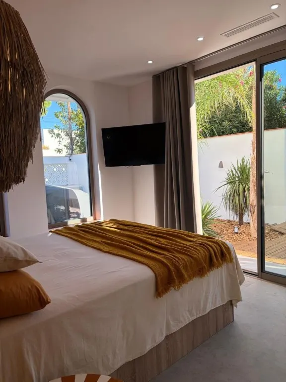 Villa de arquitecto de excepción en Empuriabrava — 20