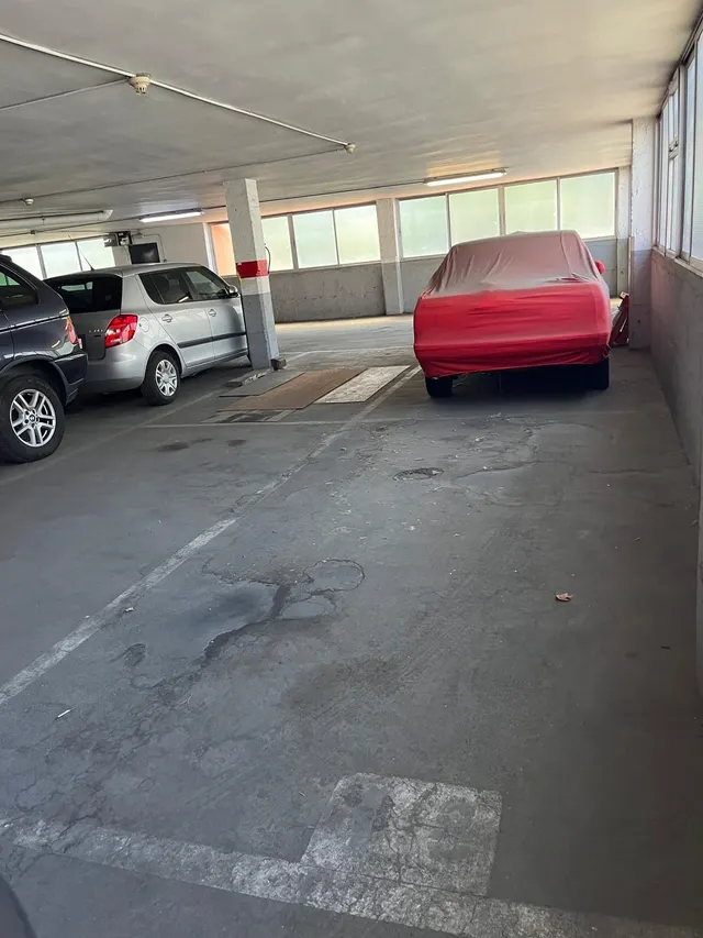 Parking en venta en Hospitalet — 2