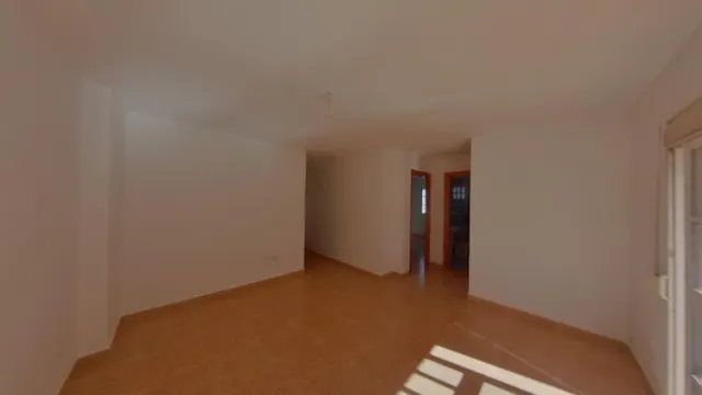 Venta de Vivienda el Marbella, Málaga. Activo Inmobiliario Sin Posesión / Alquilado / No se Puede Visitar. — 16