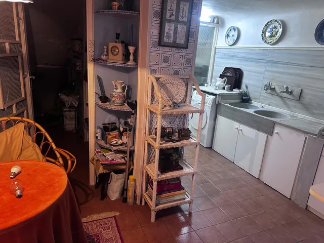 Oportunidad en Monóvar: amplia casa de 4 habitaciones y 2 baños — 5