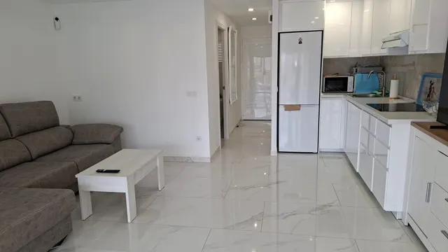 ESPECTACULAR APARTAMENTO REFORMADO — 15