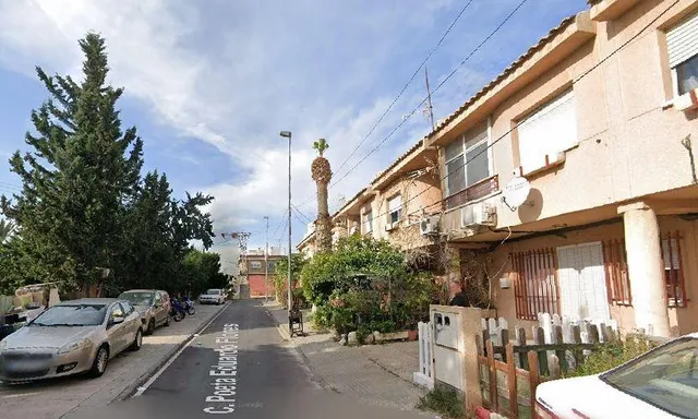 SE VENDE piso OKUPA en C Poeta Eduardo Flores de Murcia - foto 4