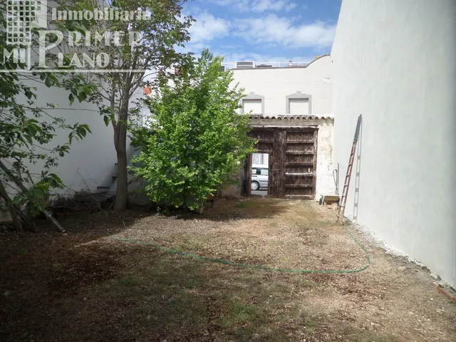 *Solar en la zona centro de Tomelloso, junto a Plaza de Toro - foto 4