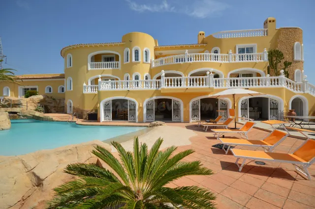 Gran chalet independiente en la Nucia, Alicante. - foto 4
