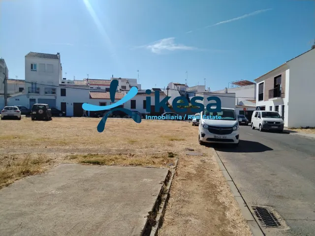 Venta de 15 Suelos Urbanos Residenciales en Avenida Cartaya  - foto 2