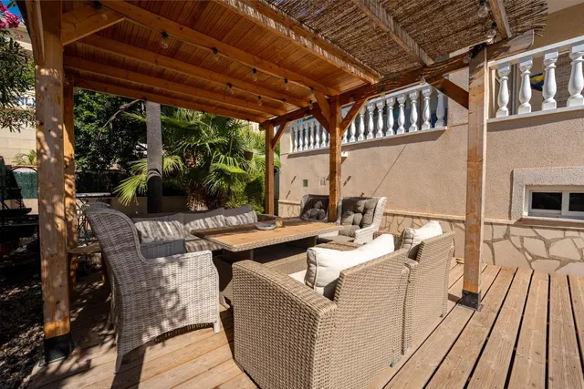 Villa unifamiliar de 5 dormitorios en Ciudad Quesada — 10