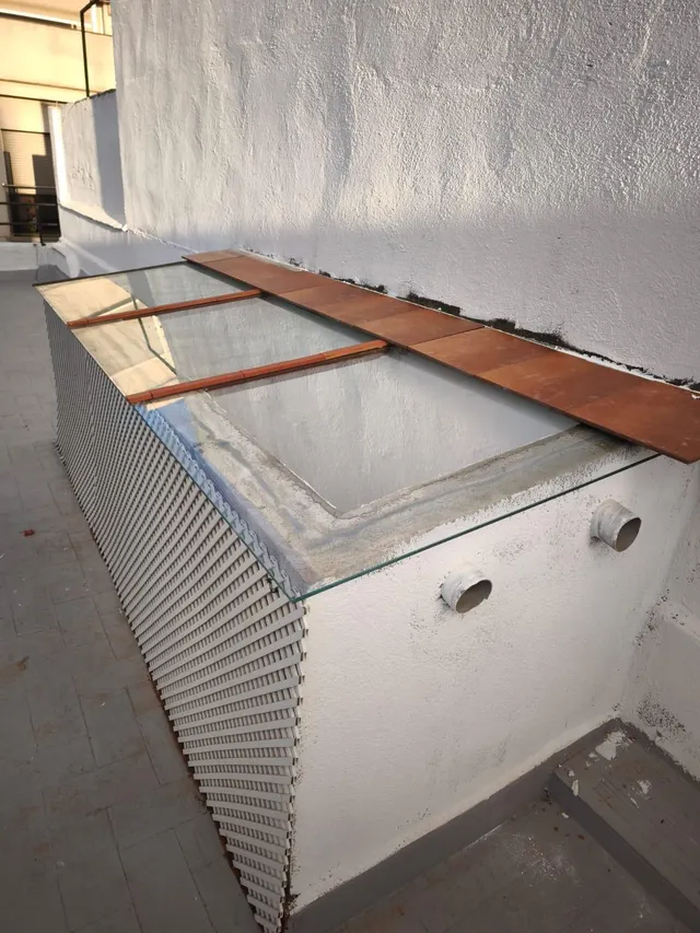 Exclusiva casa de pueblo completamente rehabilitada con piscina interior, terraza y parking en el centro de el Vendrell — 44