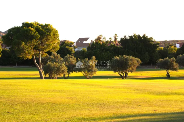 CHALET EN PRIMERA LINEA DE CAMPO DE GOLF, ALENDA GOLF, ALICANTE — 10