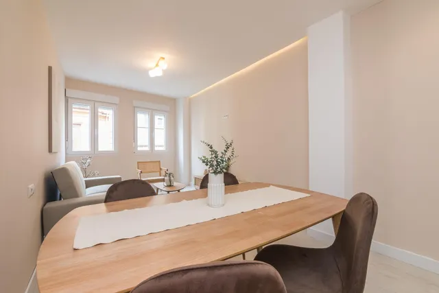 VIVIENDA RECIÉN REFORMADA EN VENTA CALLE CORREDORA · ELCHE — 20