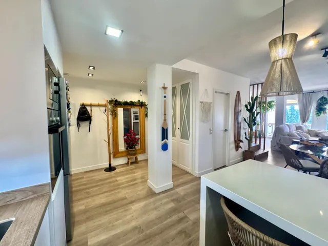Venta de casa adosada con tres dormitorios en Benalmádena Costa, Málaga, Costa del Sol — 24