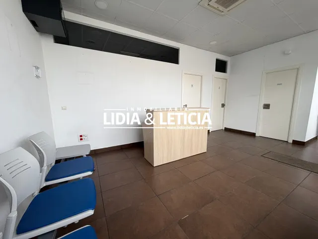 Local Comercial ideal para Consultas, Centro Médico... — 15