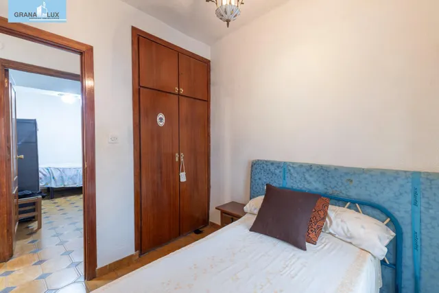 Piso amplio de tres dormitorios en ribera del genil-camino de ronda — 19