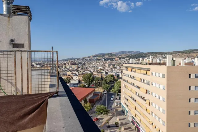 Ático dúplex en Campus de la Salud — 23