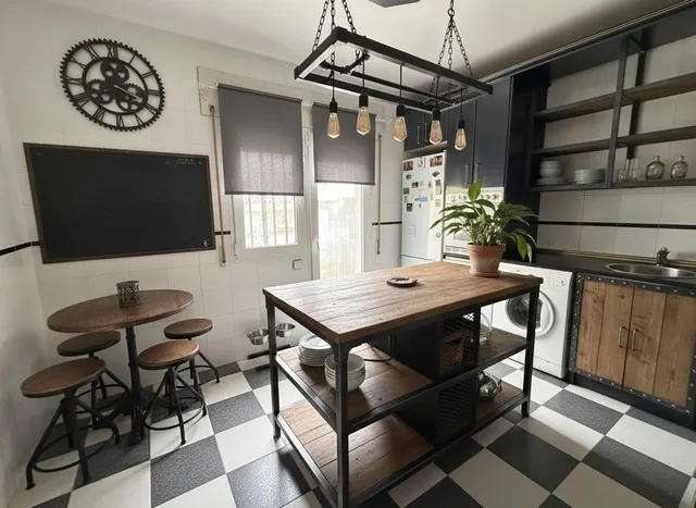 Chalet 3 habitaciones 182m² en venta - Castilla la mancha — 28