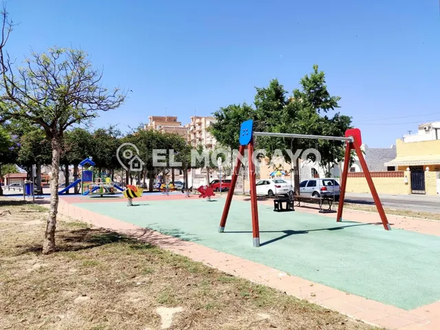 Fantástico apartamento con vistas al mar en Torrevieja, Alicante — 27