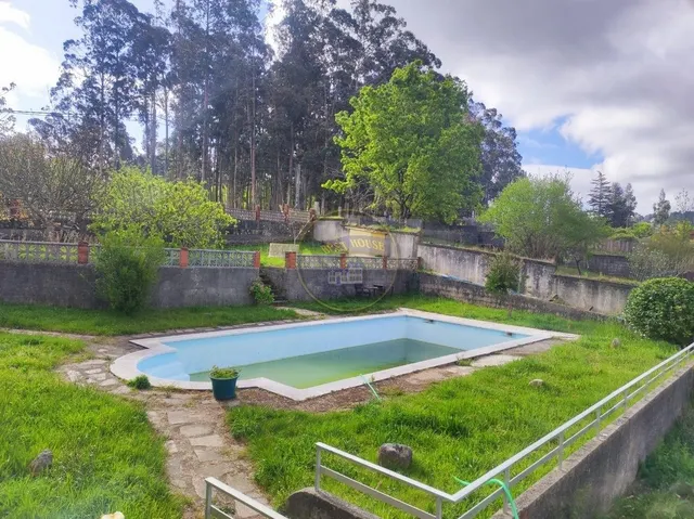 CASA DE 8 DORMITORIOS CON FINCA EN EL ENTORNO DE SAN COSME — 14