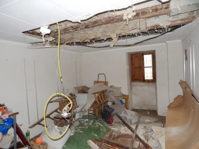 DOS CASAS HISTÓRICAS PARA REFORMAR EN EL CENTRO DE ONTINYENT — 24