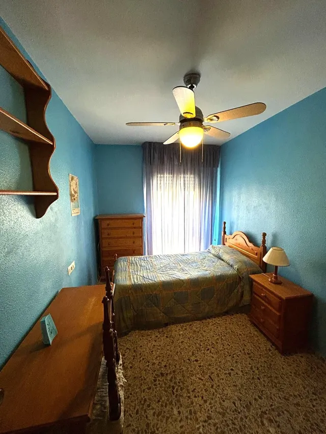 4 DORMITORIOS + 2 BAÑOS EN EL CORAZÓN DE EL EJIDO — 20