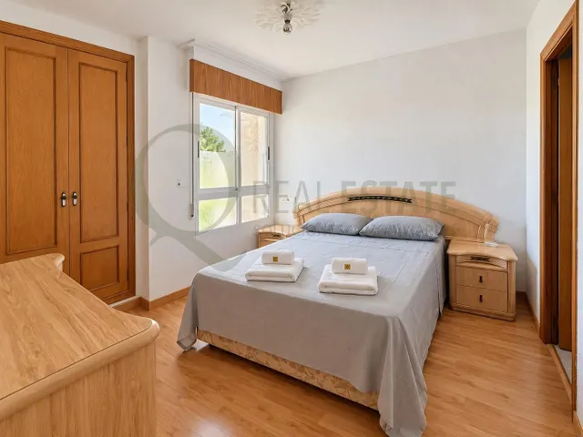 Piso de 3 habitaciones en Playa de San Juan a unos pocos pasos del mar — 12