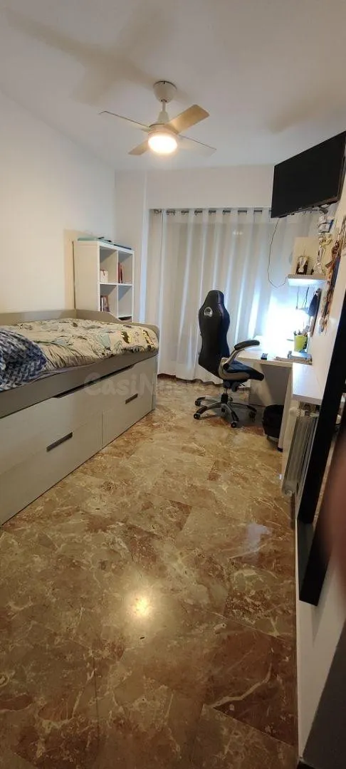Se vende piso en Chiva, Valencia — 18