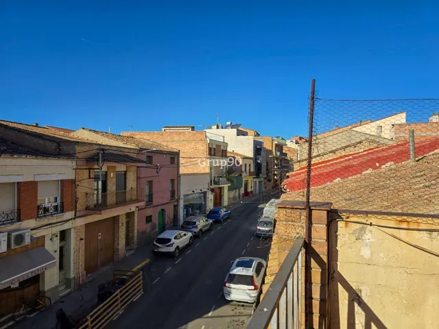 CASA EN VENTA EN ALPICAT – CARRER LLEIDA — 33