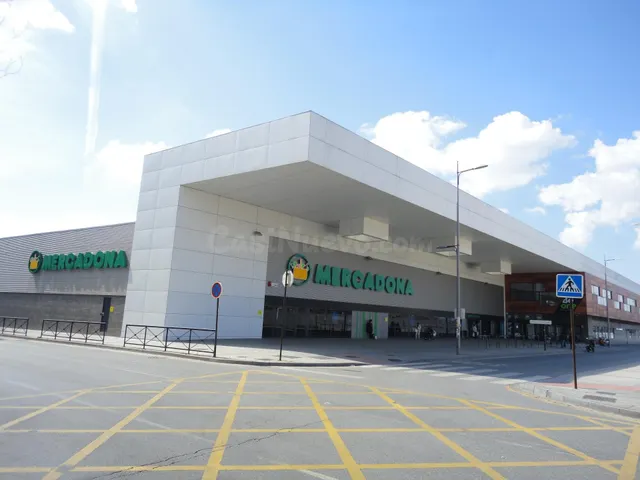 ESTUPENDO PISO REFORMADO ACONDICIONADO PARA ESTUDIANTES, ZON - foto 2