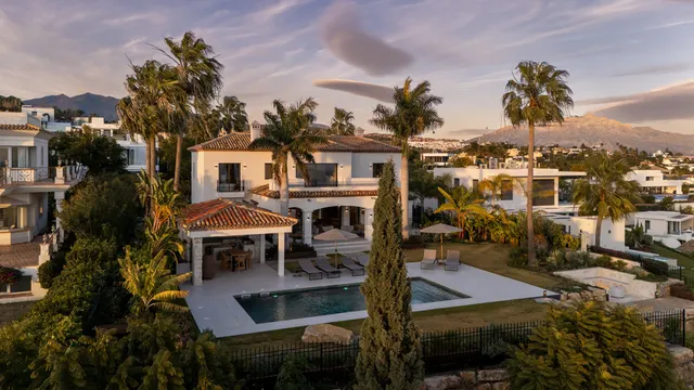 Chalet 4 habitaciones 551m² en venta - Marbella — 40