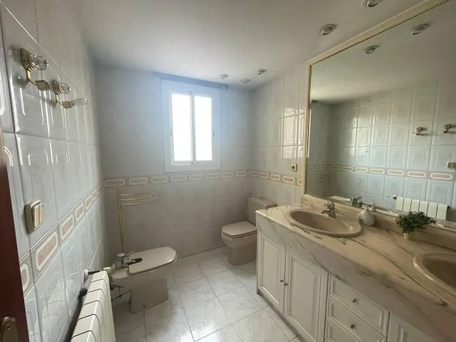 Piso 4 habitaciones 156m² en venta - Els Orriols — 7