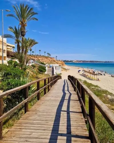 Pareado con piPareado con piscina privada en Mil Palmeras, a 13 minutos de la playascina privada en Mil Palmeras, a 13 minutos de la playa — 40