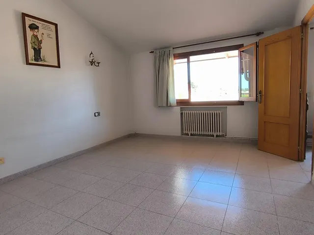 Casa independiente con parcela, 5 dormitorios y garaje en Alquerías (Murcia) — 27