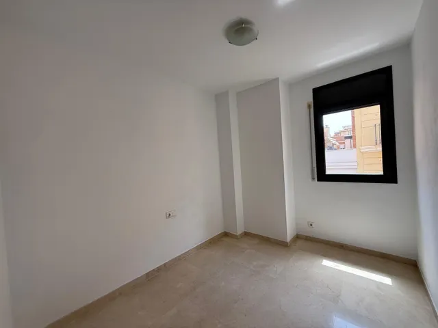Elegante piso en alquiler en la calle Robrenyo — 13