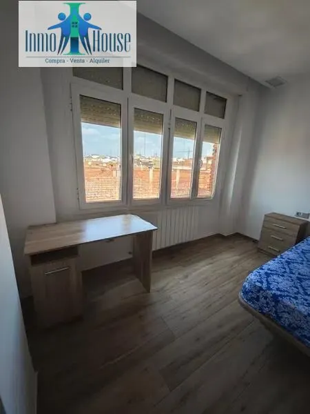 PISO EN VENTA ZONA FRANCISCANOS — 36