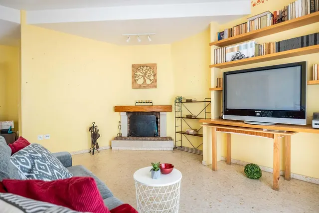 Un hogar para soñar y crecer en el corazón de Gines — 10
