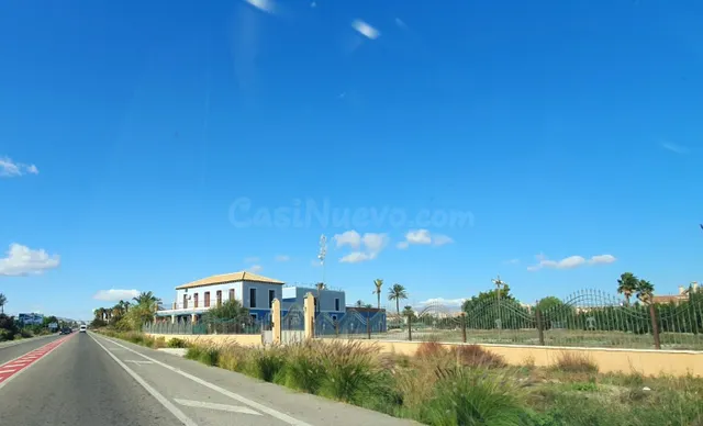 CHALET A LA VENTA EN ELCHE