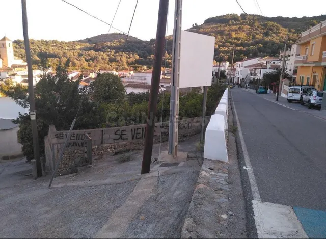 Terreno urbano en venta - Pinos del valle