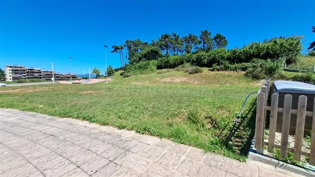 ¡Terreno Urbano Finalista listo para construir en Ribeira! (