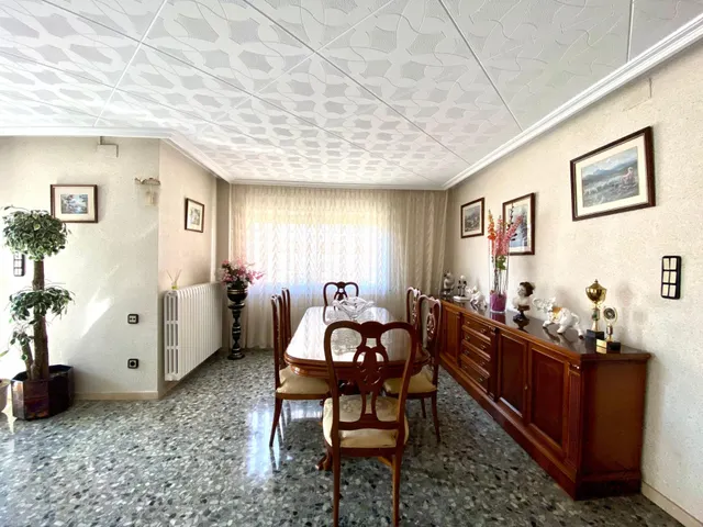 Casa unifamiliar en planta única con amplios espacios y gran terraza — 11