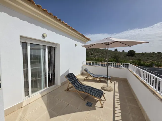 Villa 3 habitaciones 263m² en venta - Comunidad valenciana — 41