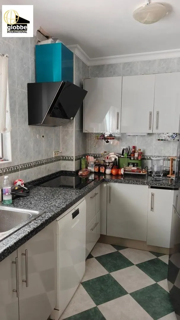 Amplio Piso en el Corazón de Málaga - Oportunidad Única ️ — 10