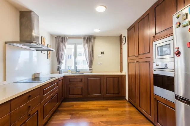 Amplia y Elegante Vivienda con Excelentes Acabados — 8