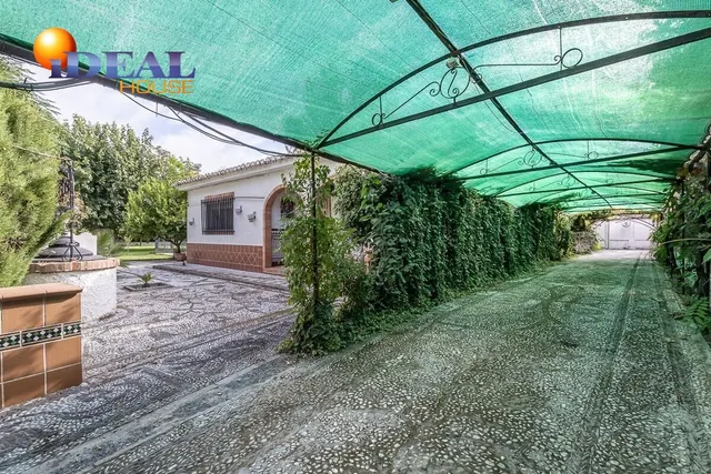 Espectacular Chalet en Ogijares - Ideal para Familias — 8