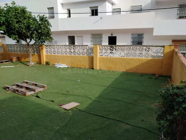 ESPACIOSA CASA UNIFAMILIAR EN LA BAJADILLA — 4