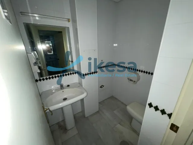 Venta de Edificio en San Juan de Aznalfarache (Venta Flash - Proceso de puja) — 13