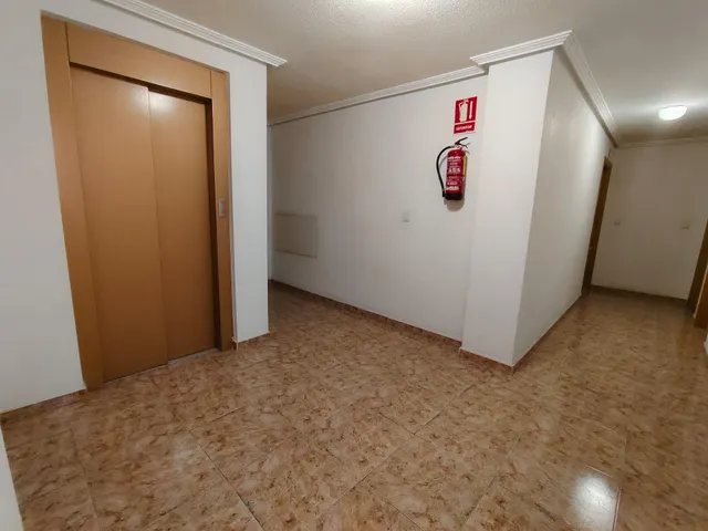 Apartamento como nuevo 2 dormitorios con garaje — 24