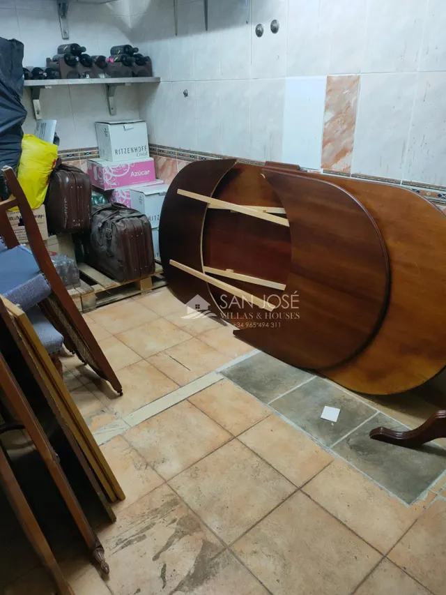 SE VENDE LOCAL CON CAFETERIA-BAR MONTADO CON LICENCIA EN BUENA ZONA DE NOVELDA — 16