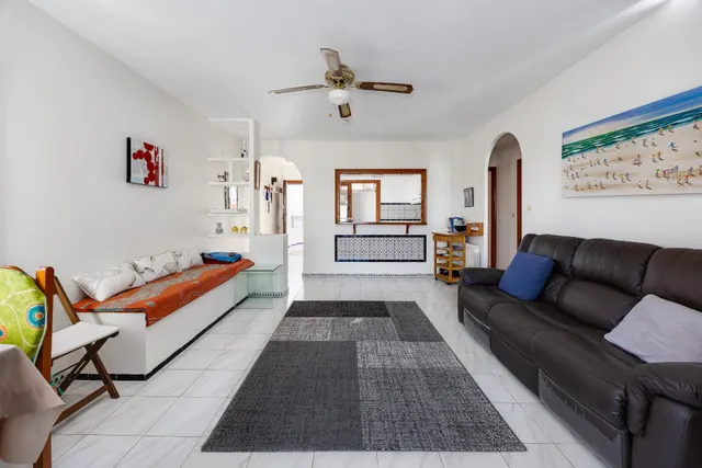 Spacious Apartment in Lomas de Mar, Torrelamata — 9